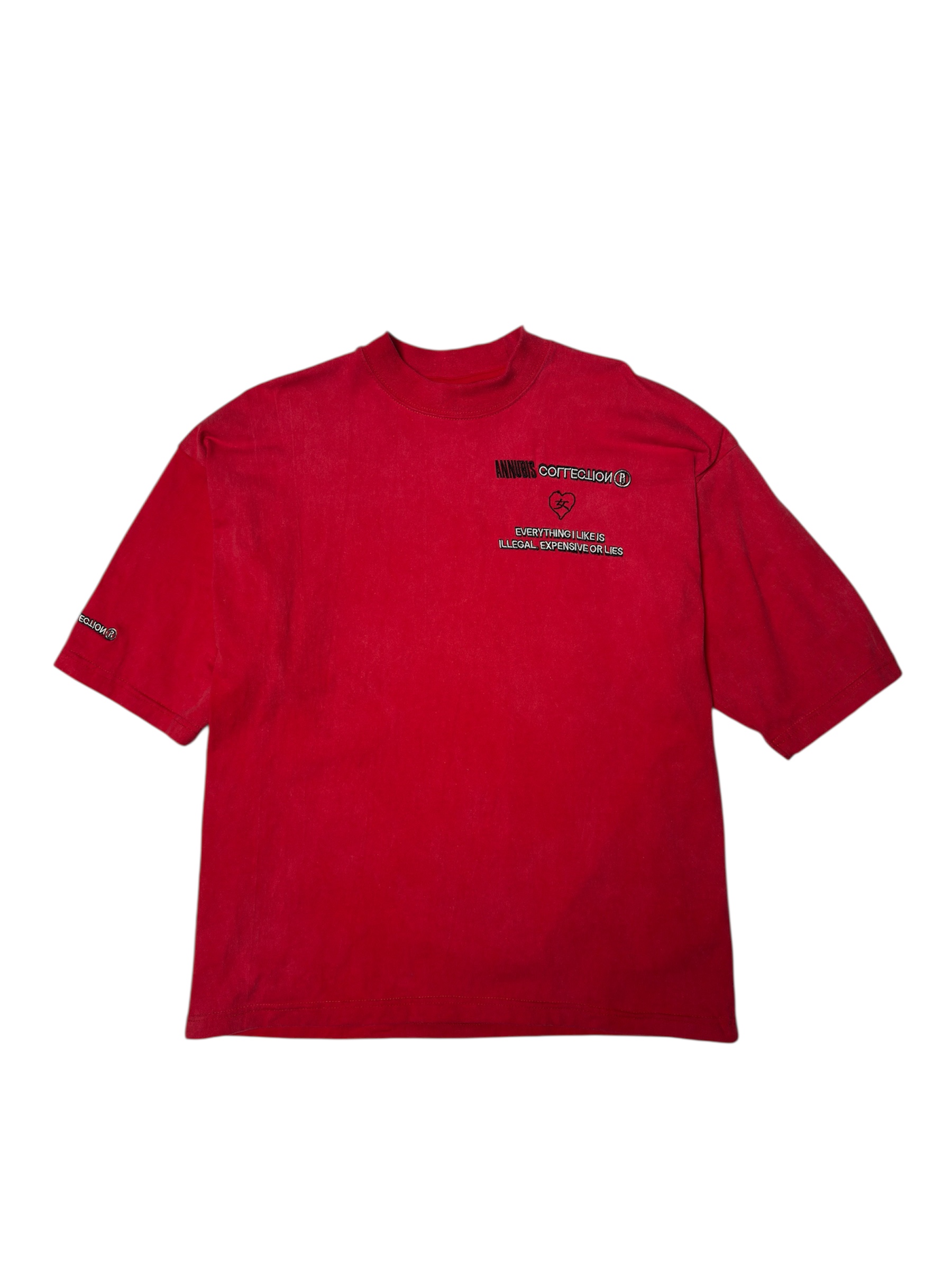 STILL LOVING BOXY TEE