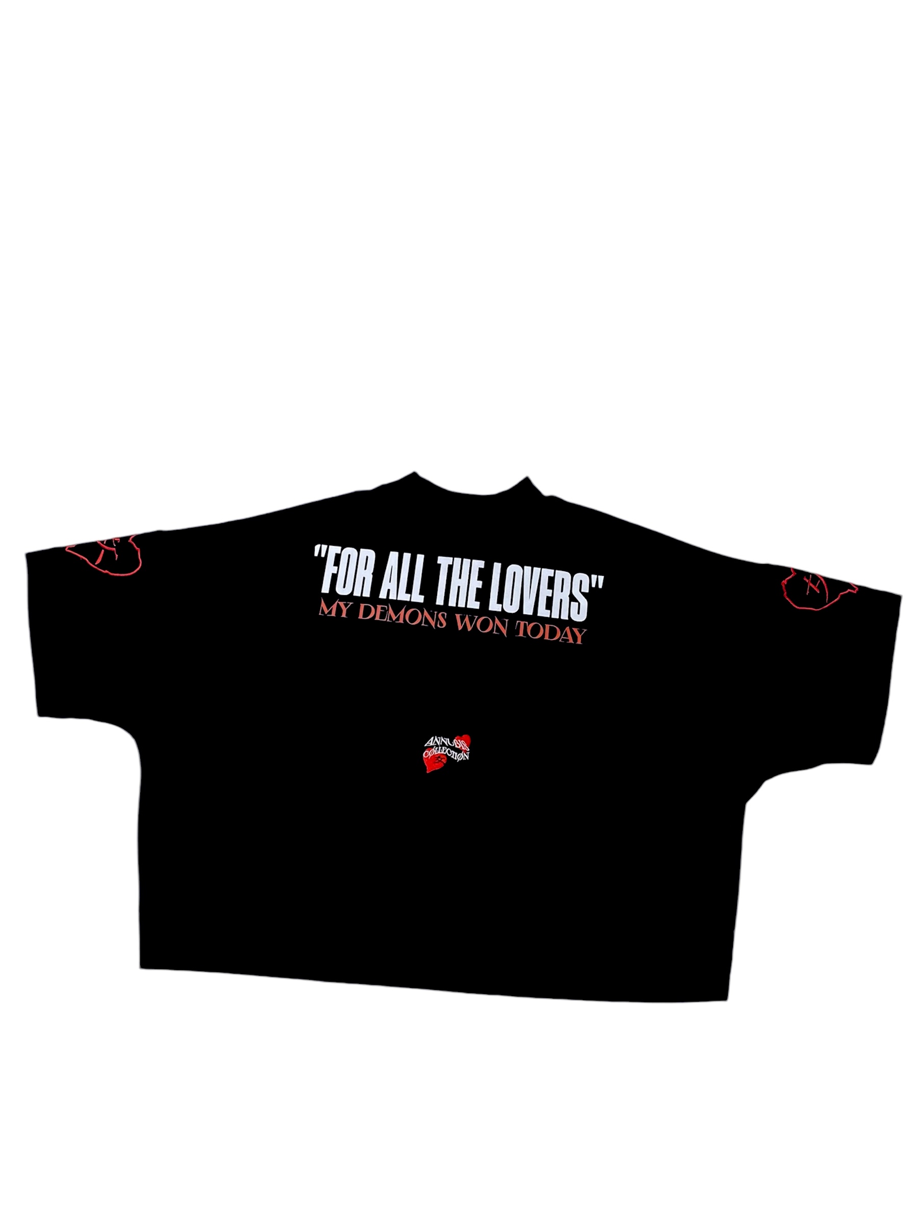 HEARTS MEGABOXY TEE